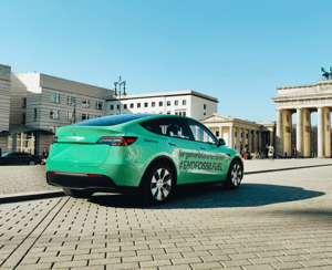 DE-Model-Y-Green-Giga-Berlin-brandenburger_OhneKennzeichen-1